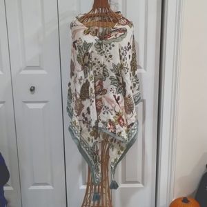 Spartina 499 Daufuskie Island Poncho Shawl